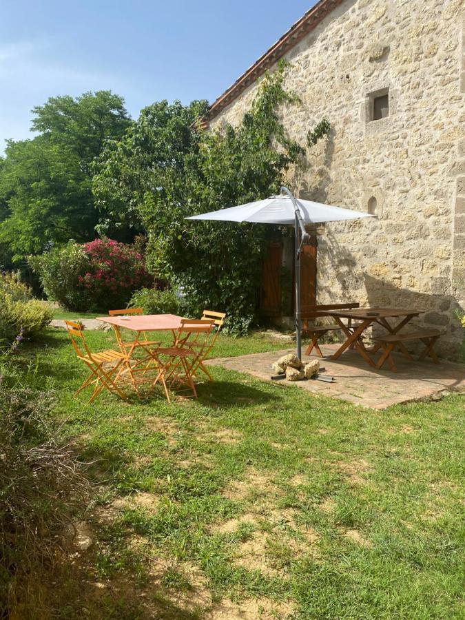 Clermont-Dessous Chez Sophie -Chambres D'Hotes, Gite Et Gite Equestre מראה חיצוני תמונה